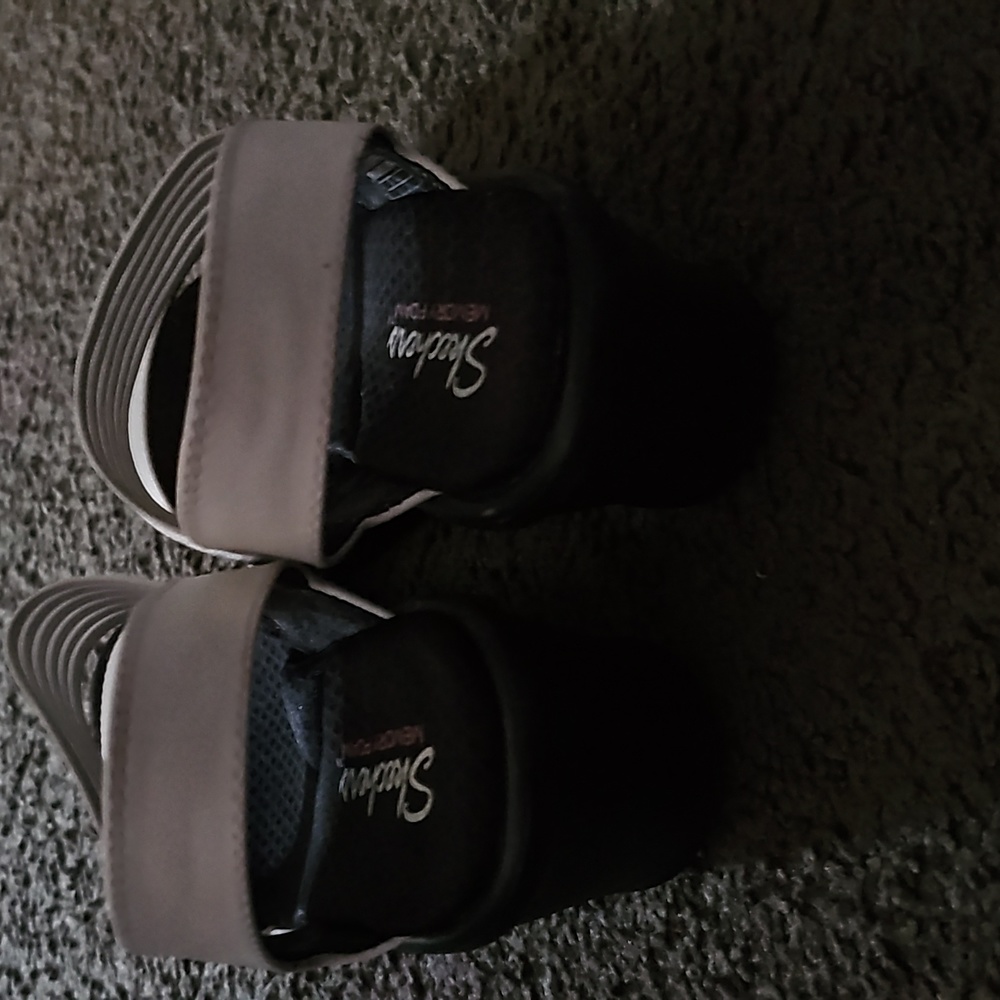 Sandals - Picture 3 of 3